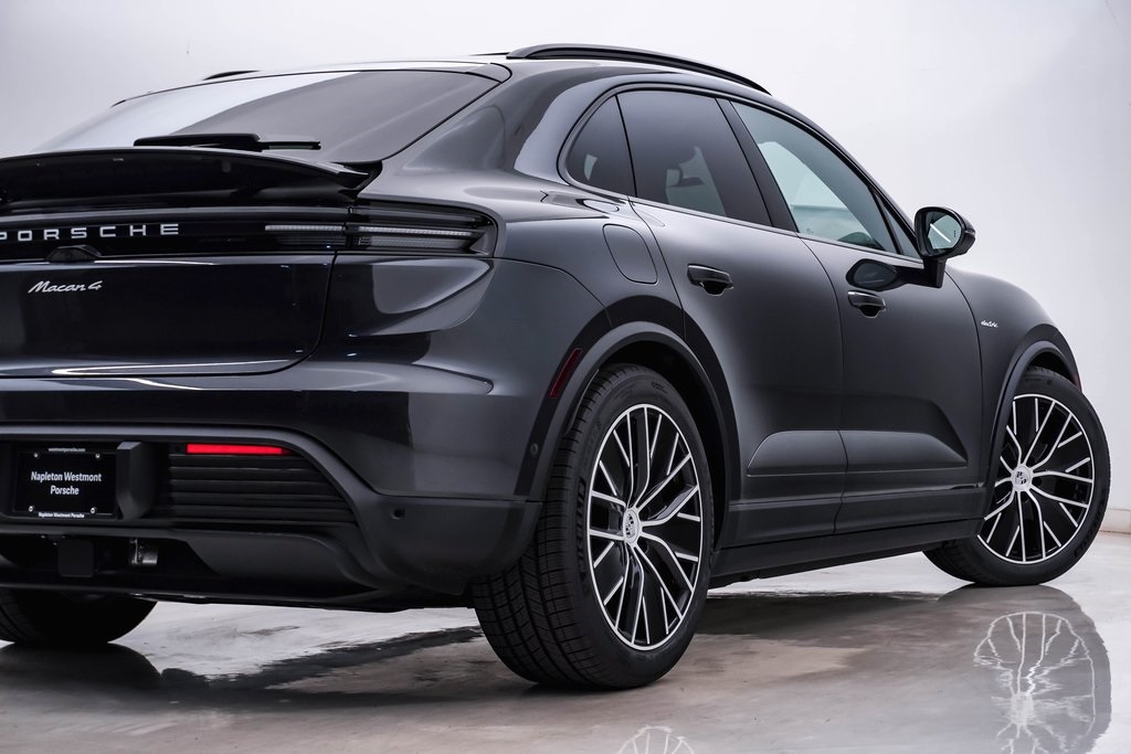 2024 Porsche Macan Electric 4 10