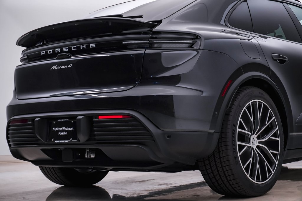 2024 Porsche Macan Electric 4 12