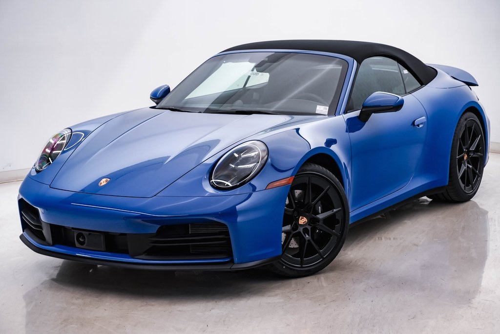 2025 Porsche 911 Carrera 6