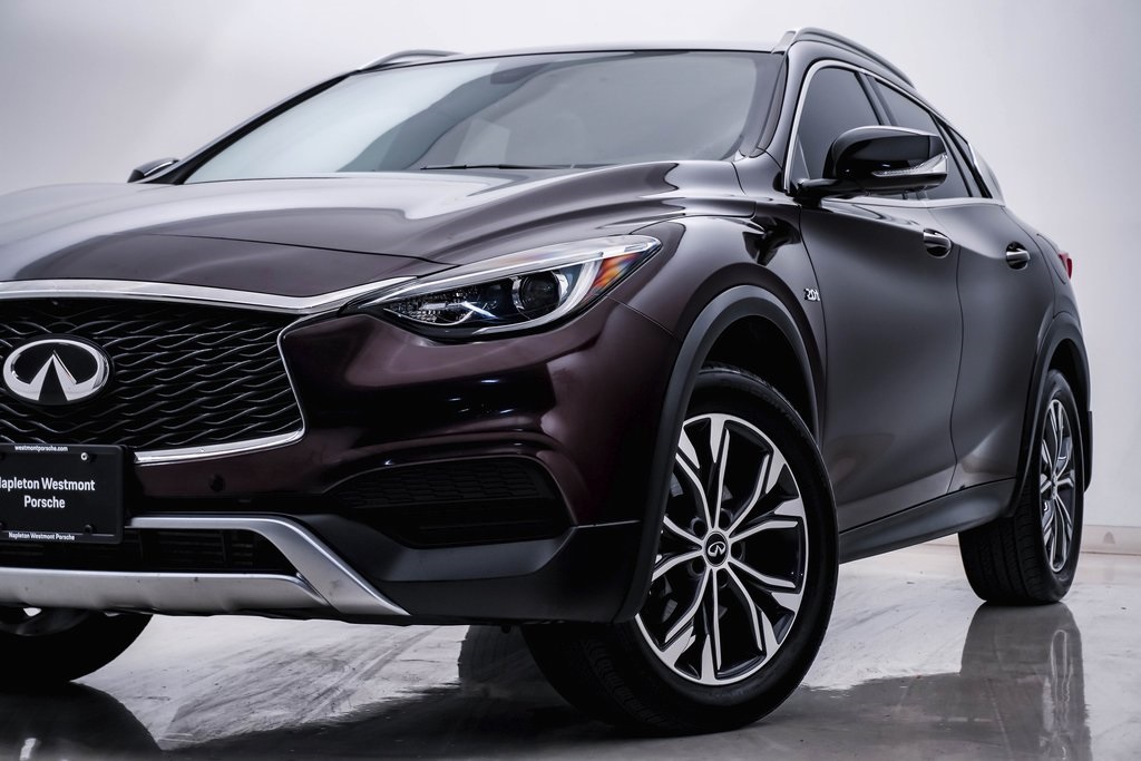 2019 INFINITI QX30 LUXE 2