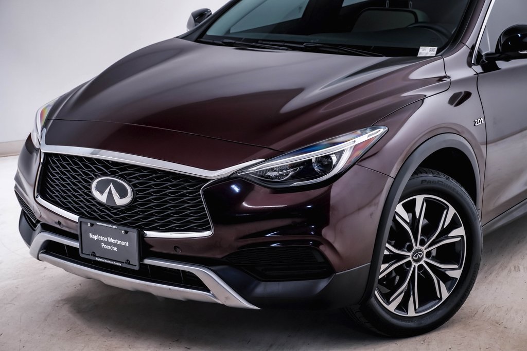 2019 INFINITI QX30 LUXE 4