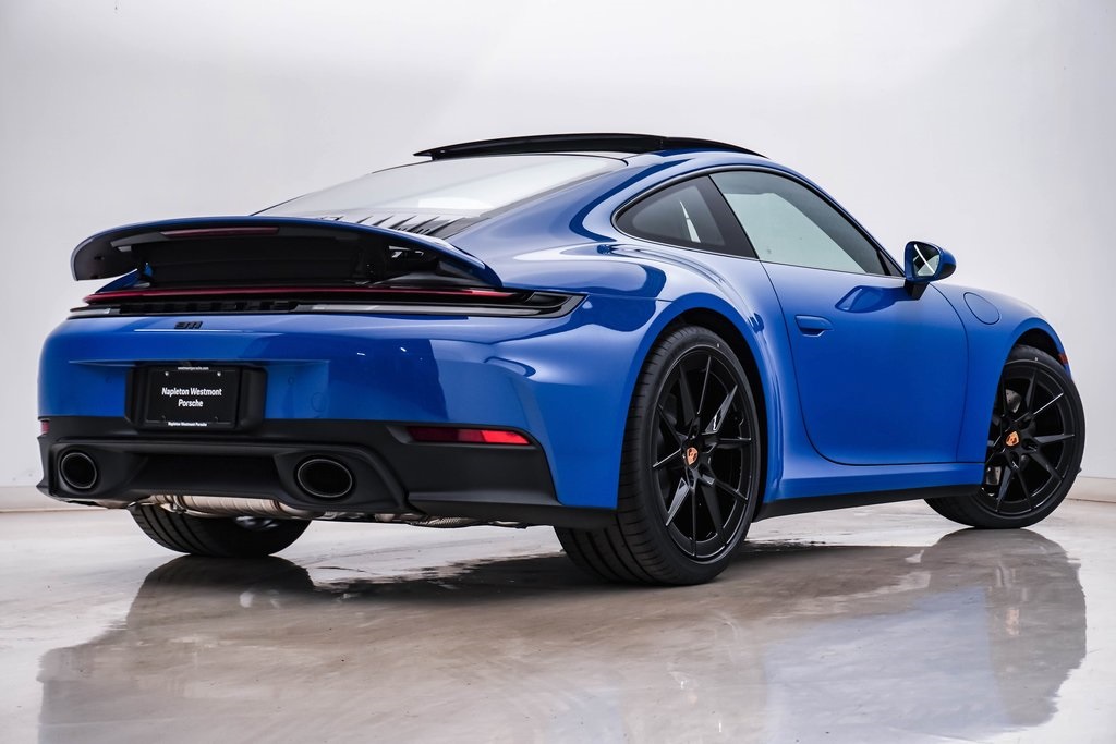 2025 Porsche 911 Carrera 9