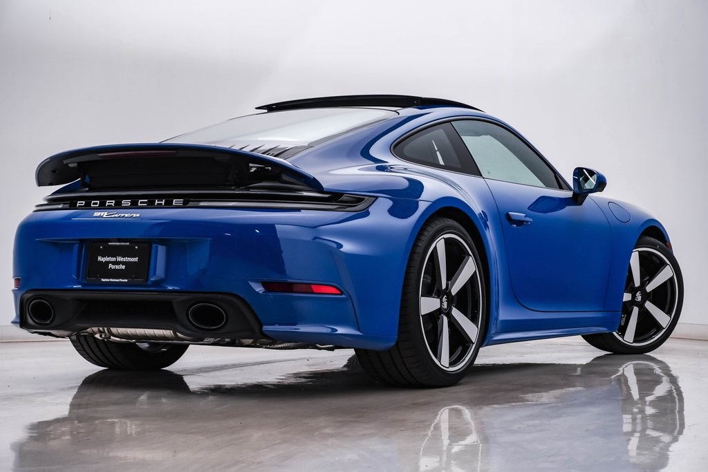 2025 Porsche 911 Carrera 9