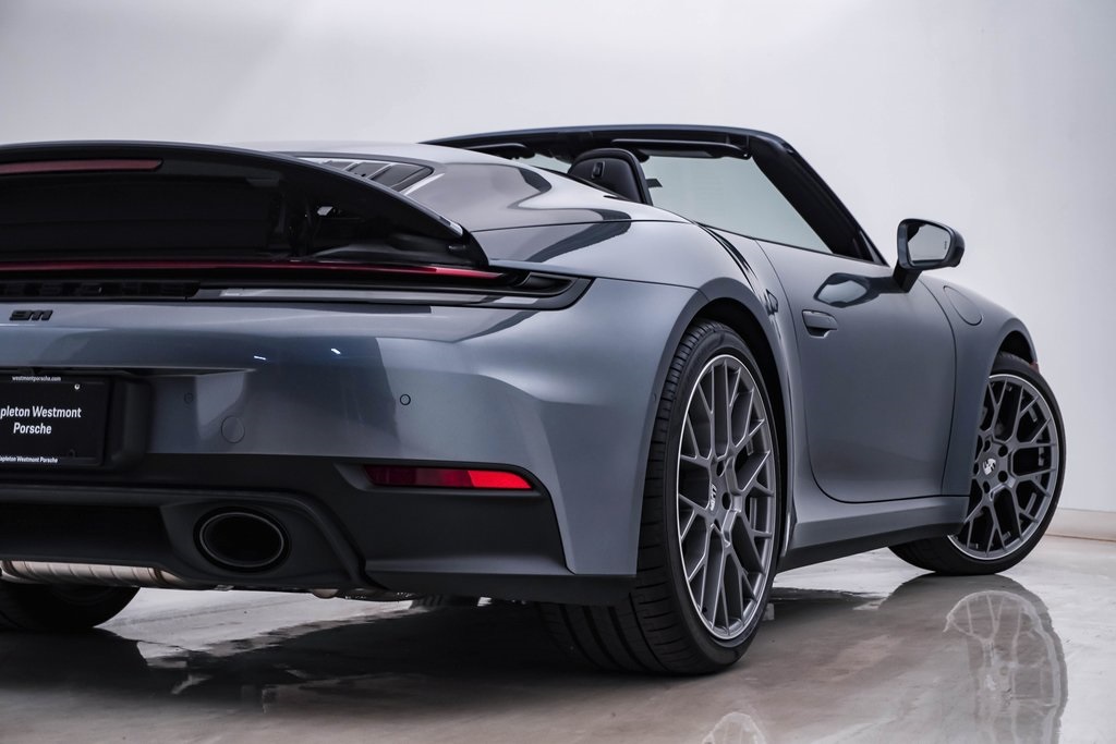 2025 Porsche 911 Carrera 12