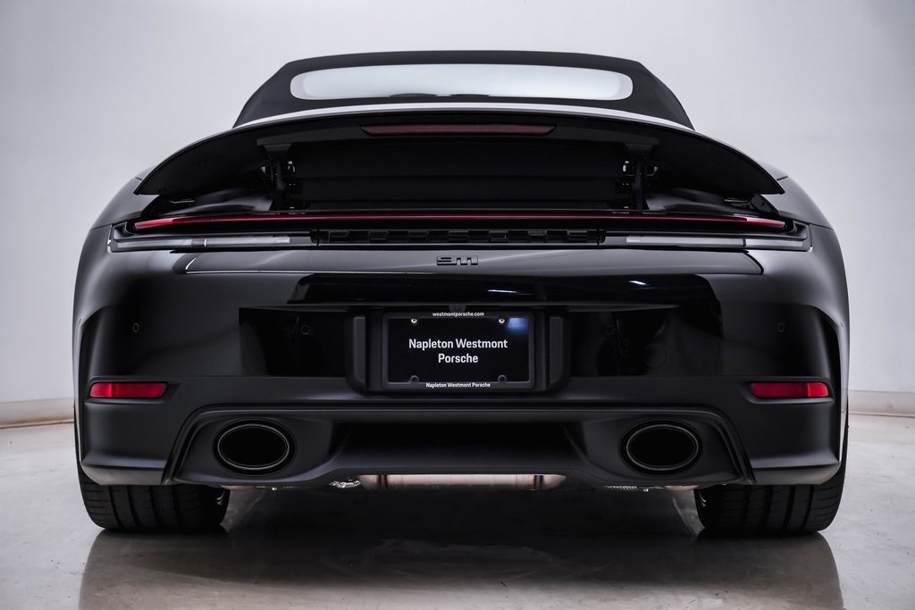 2025 Porsche 911 Carrera 9