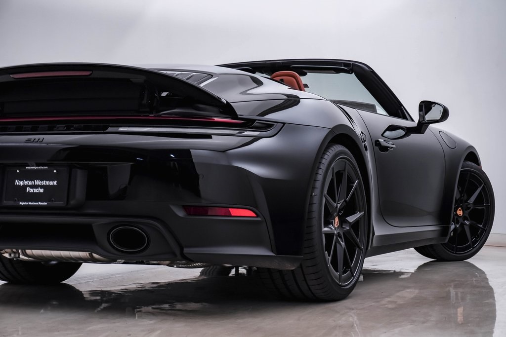 2025 Porsche 911 Carrera 12