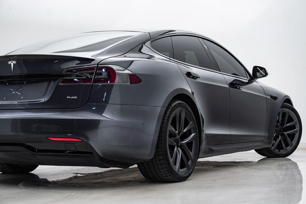 2021 Tesla Model S Plaid 10