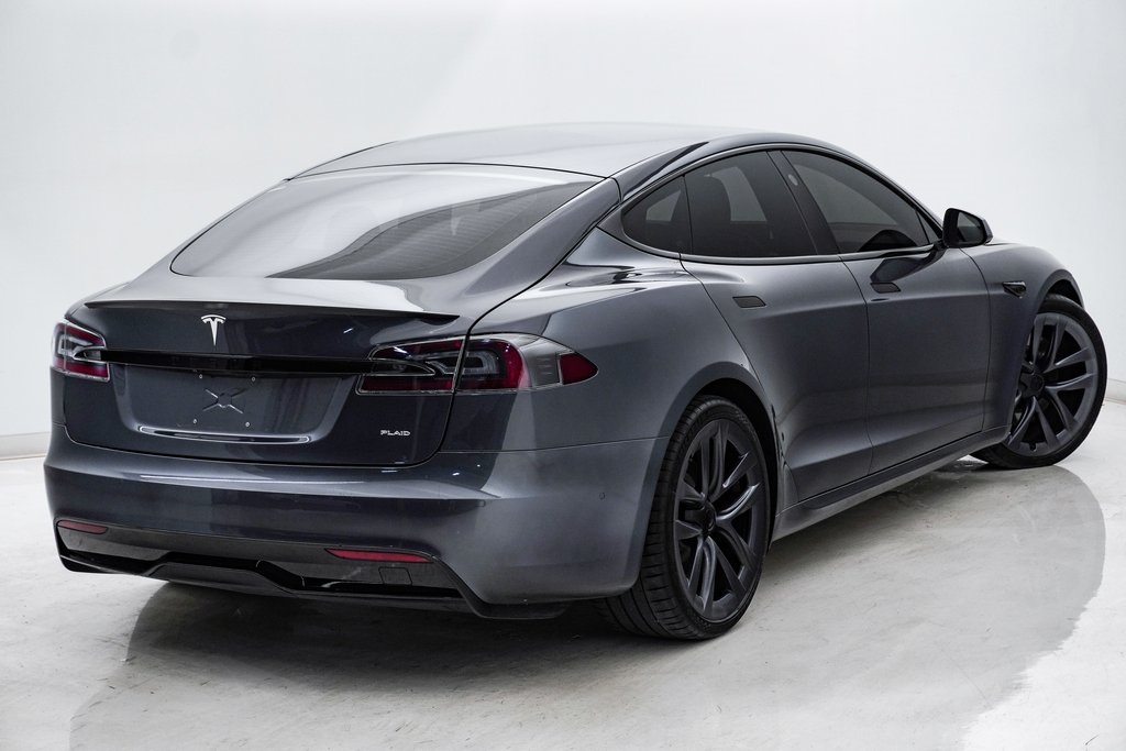 2021 Tesla Model S Plaid 11