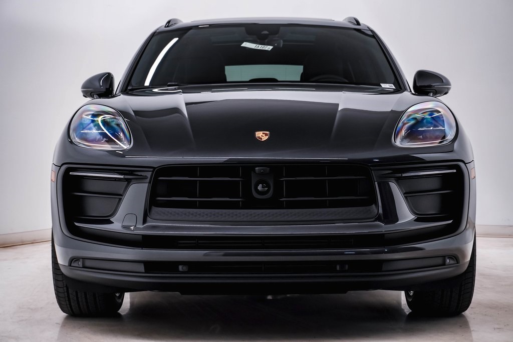 2025 Porsche Macan  6