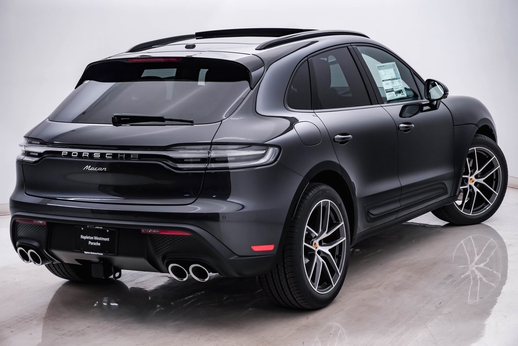 2025 Porsche Macan  11