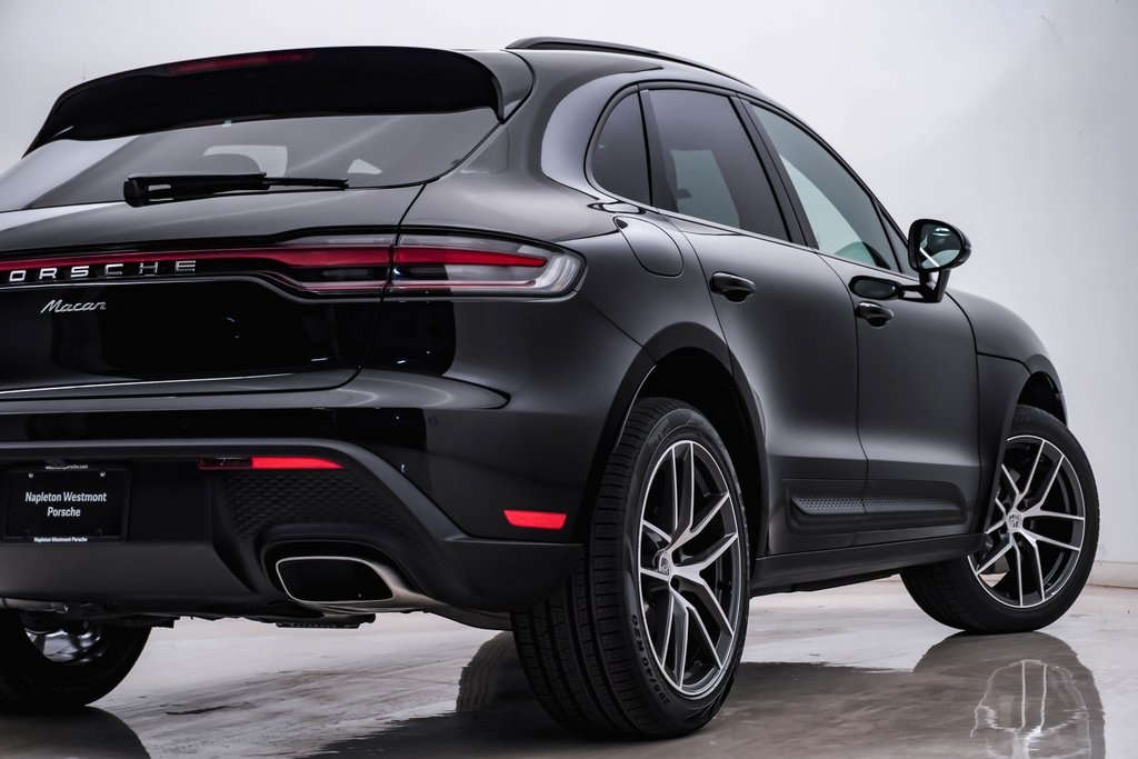 2025 Porsche Macan  10