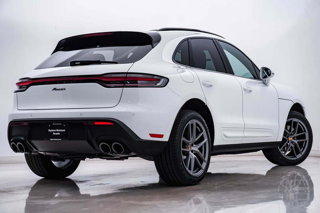 2025 Porsche Macan  9