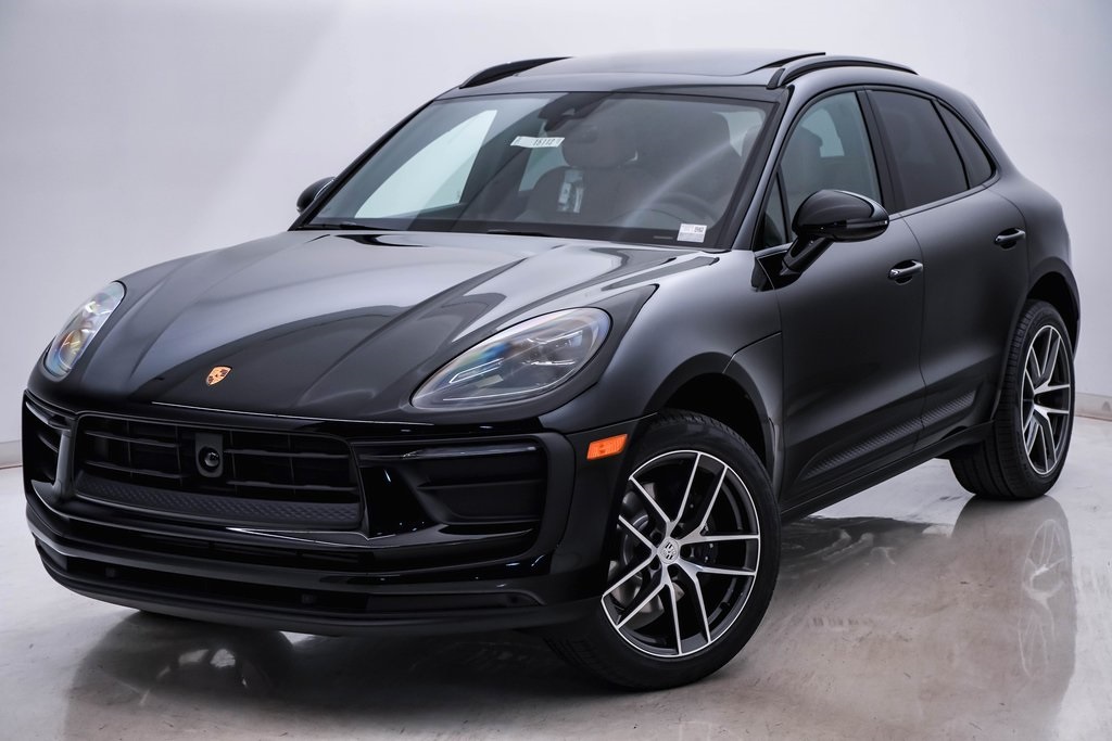 2025 Porsche Macan  3