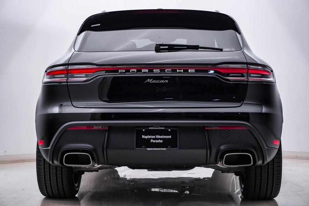 2025 Porsche Macan  8