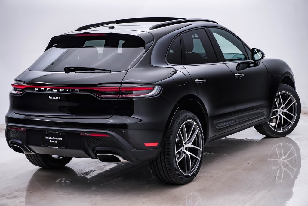 2025 Porsche Macan  10