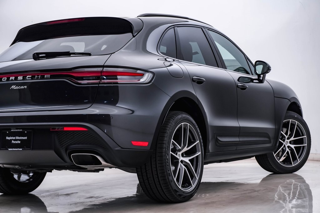 2025 Porsche Macan  10