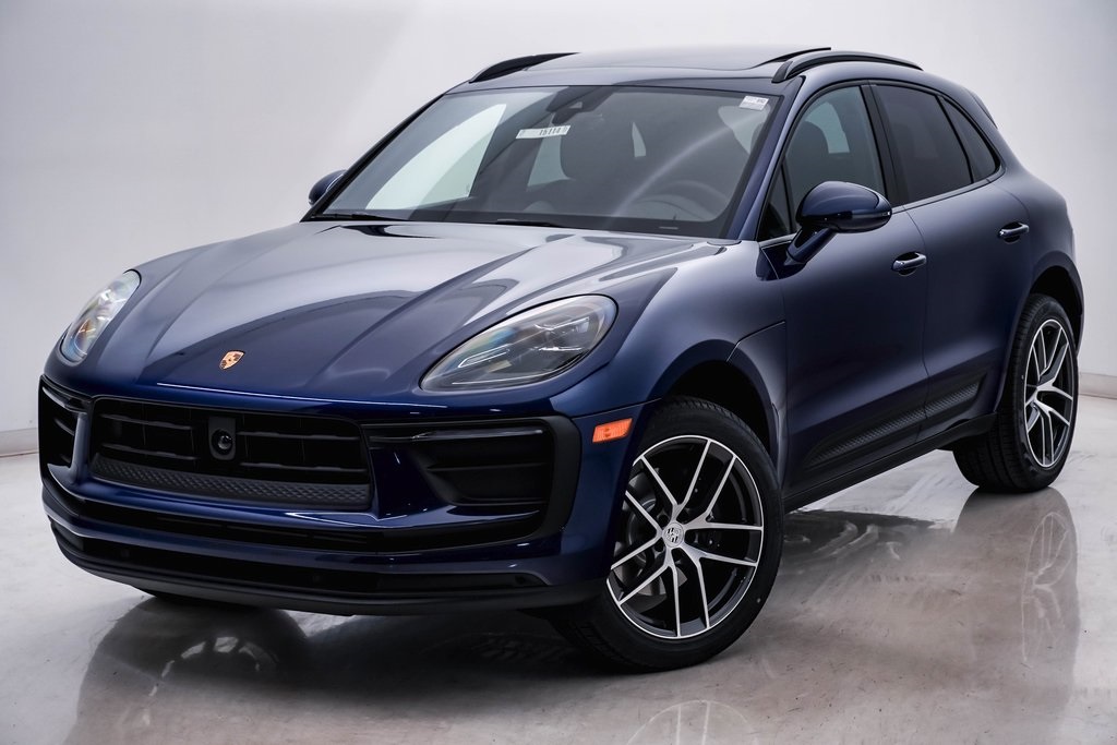 2025 Porsche Macan  3