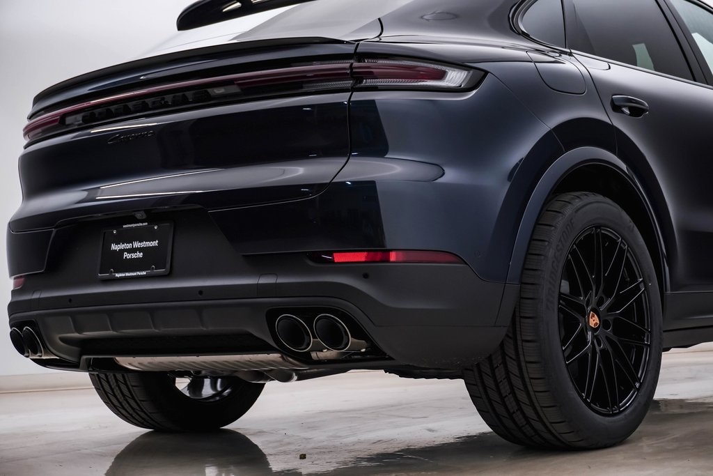 2025 Porsche Cayenne E-Hybrid Coupe  12