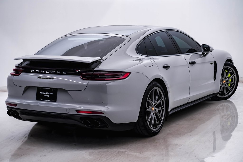 2018 Porsche Panamera E-Hybrid 4 10