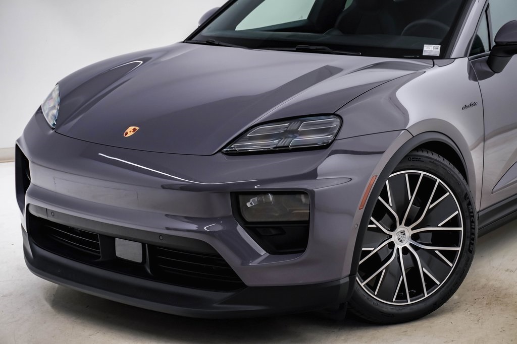 2024 Porsche Macan Electric 4 4