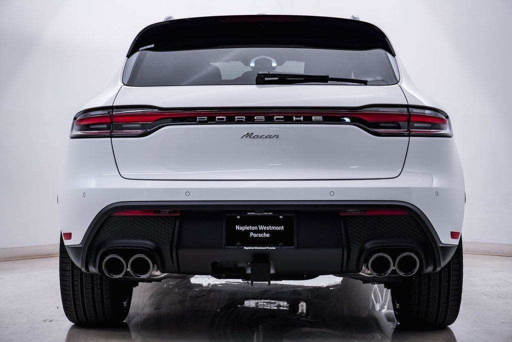 2025 Porsche Macan  8