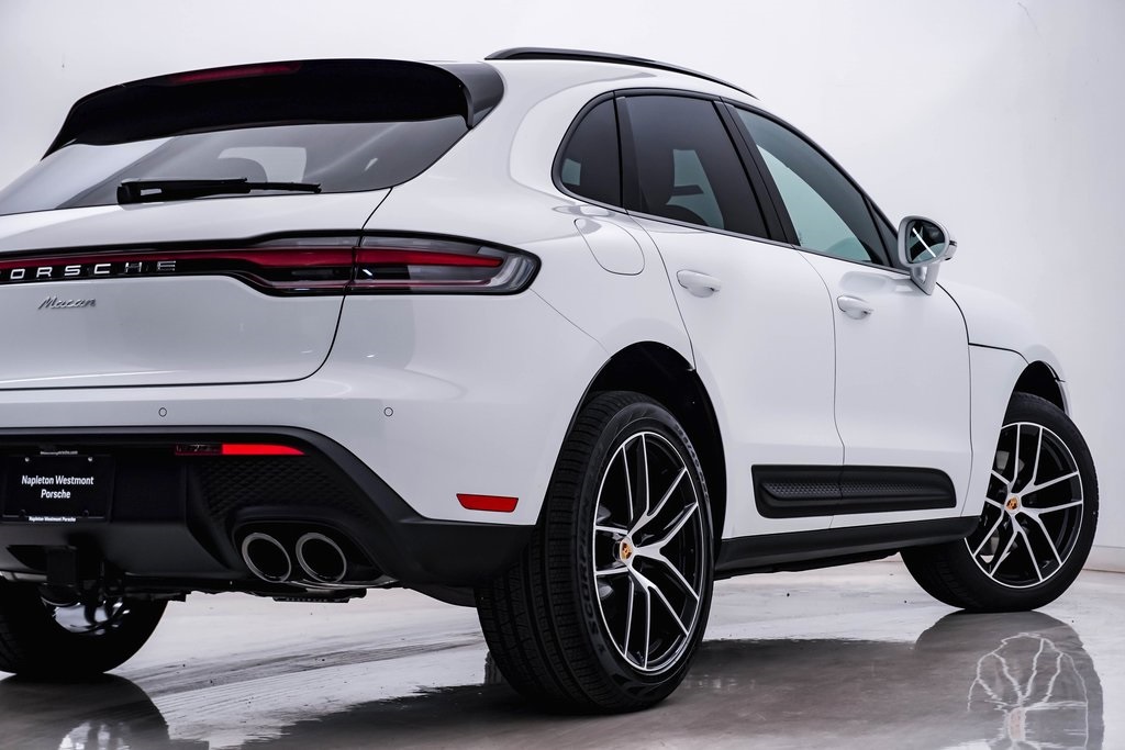 2025 Porsche Macan  10