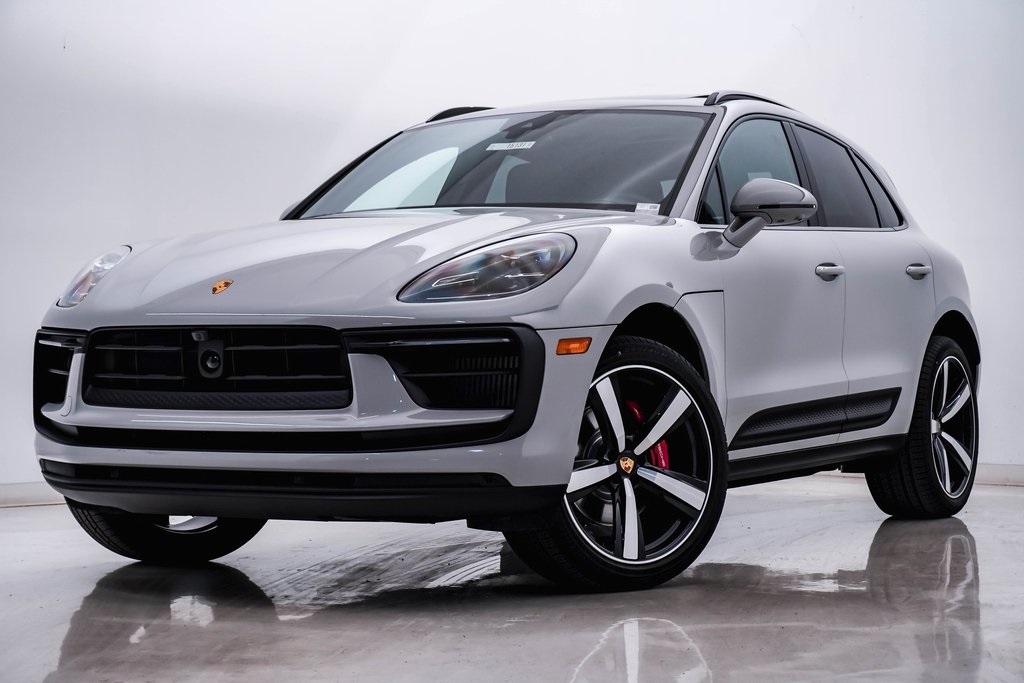 2025 Porsche Macan S 1