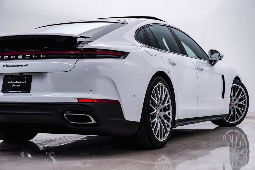 2025 Porsche Panamera 4 10