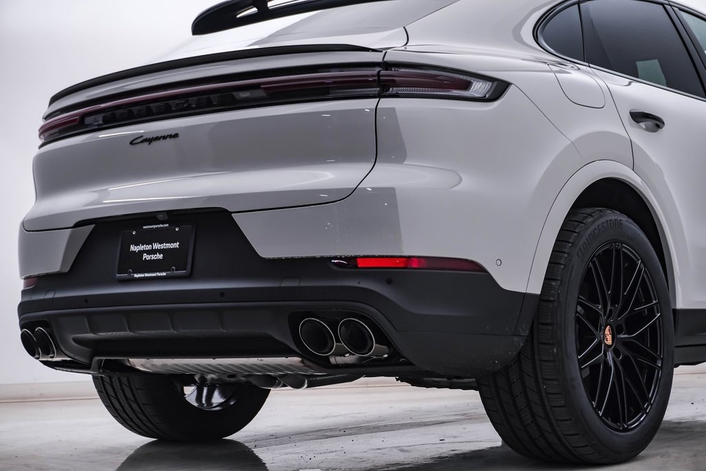 2025 Porsche Cayenne Coupe  12