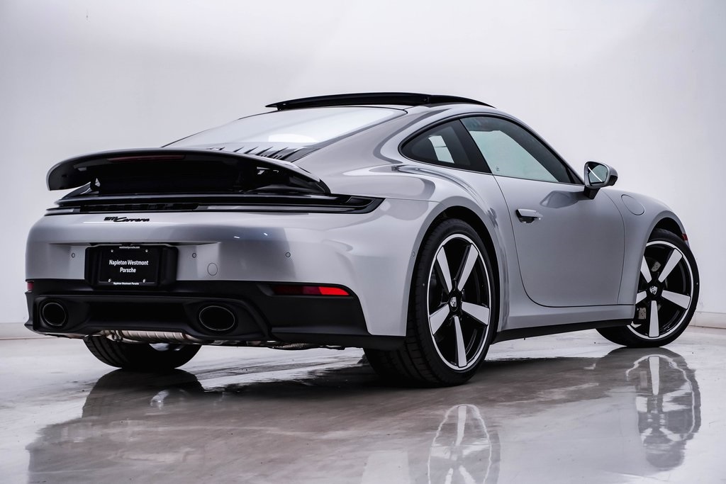 2025 Porsche 911 Carrera 9