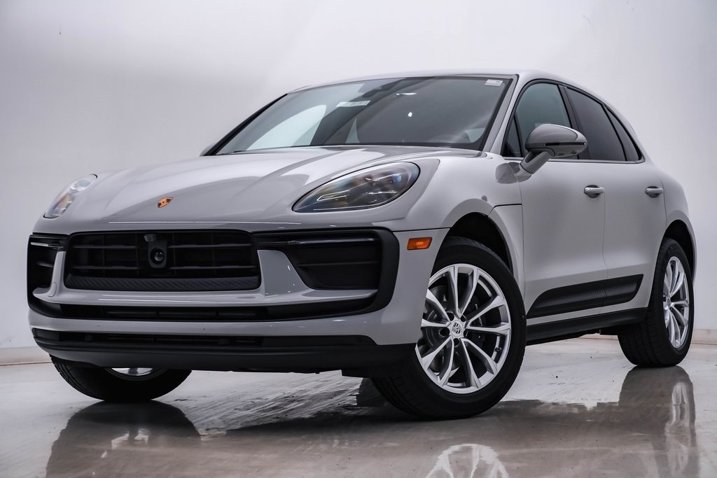 2025 Porsche Macan  1