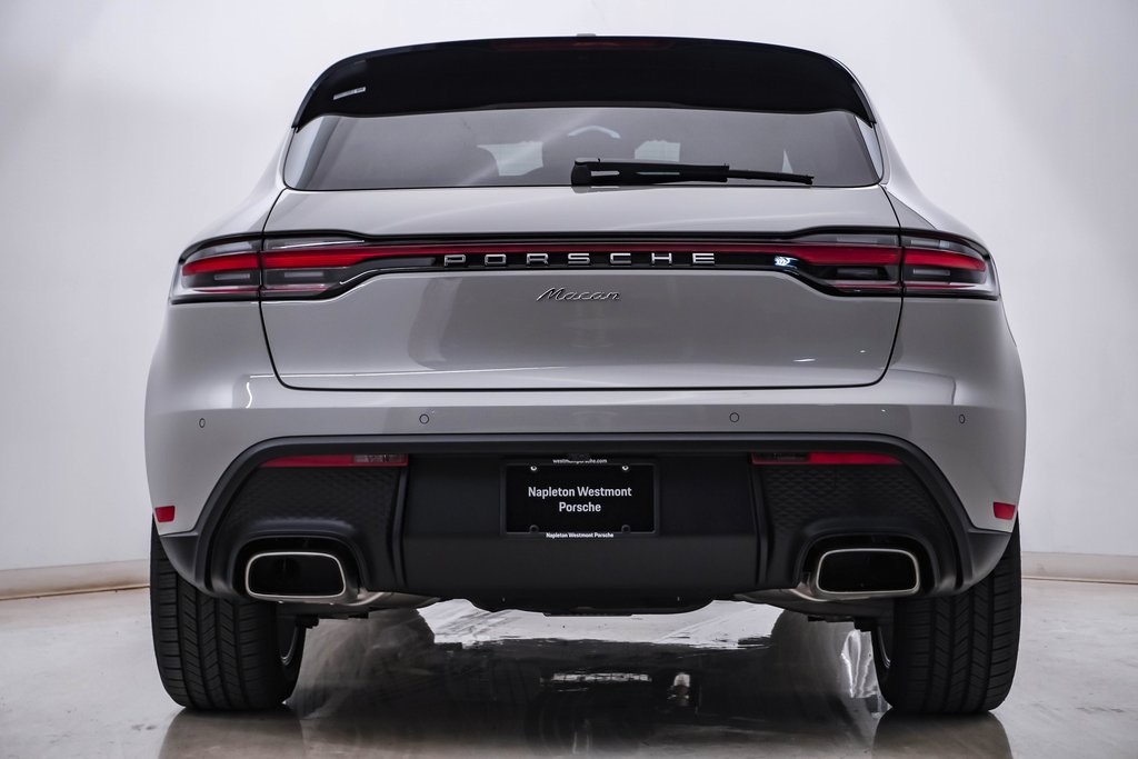 2025 Porsche Macan  8