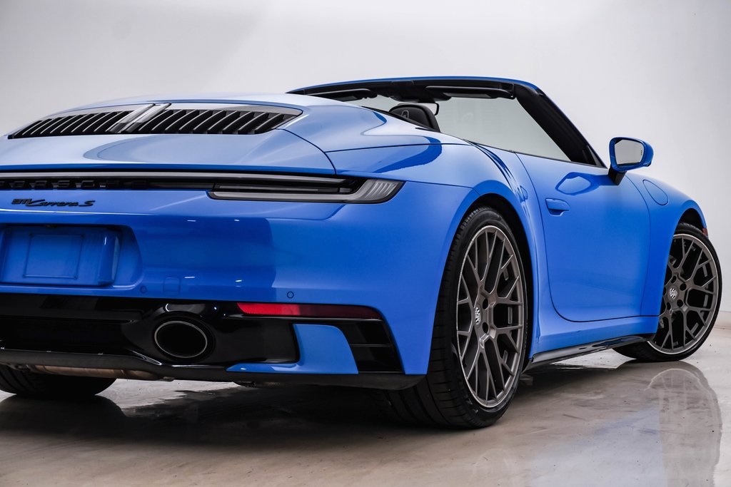 2022 Porsche 911 Carrera S 12