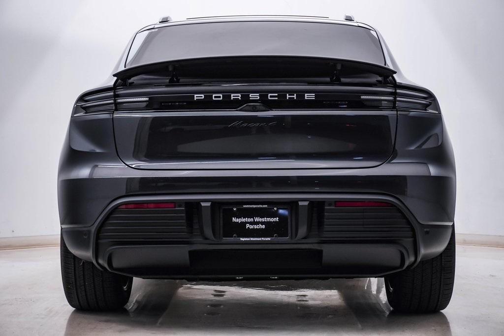 2024 Porsche Macan Electric 4 8