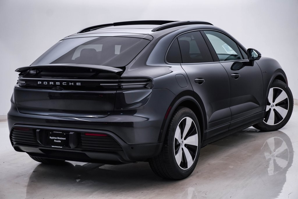 2024 Porsche Macan Electric 4 11