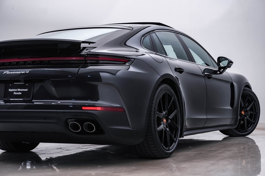 2025 Porsche Panamera 4 10