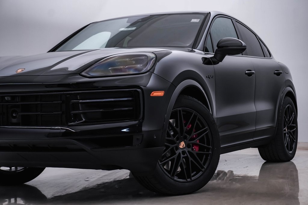 2025 Porsche Cayenne E-Hybrid Coupe  2