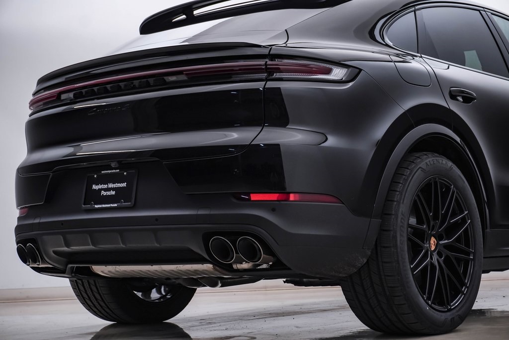 2025 Porsche Cayenne E-Hybrid Coupe  12