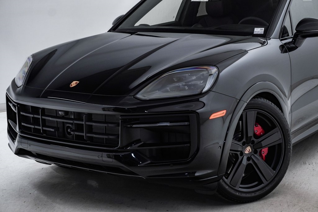 2025 Porsche Cayenne Coupe GTS 4