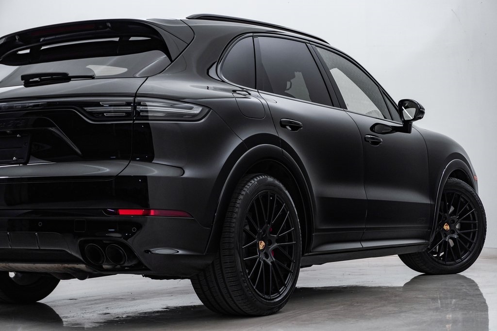 2021 Porsche Cayenne GTS 10