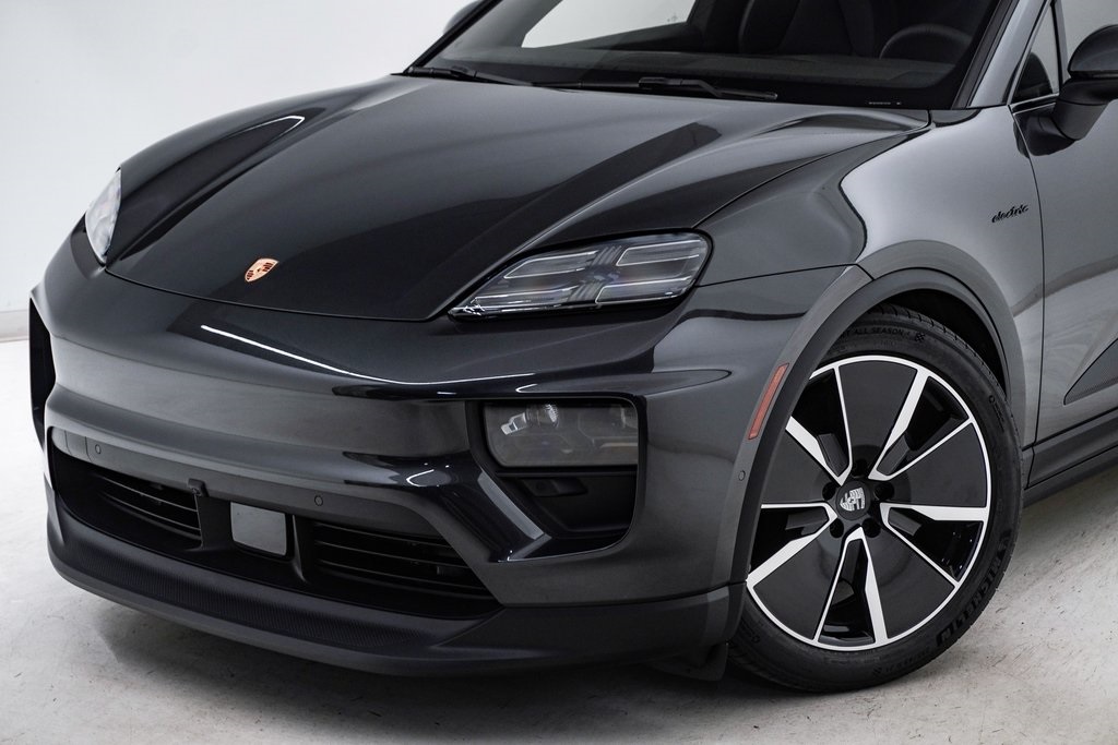 2024 Porsche Macan Electric 4 4