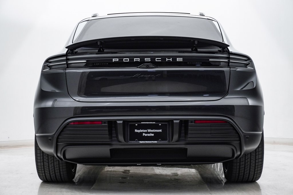 2024 Porsche Macan Electric 4 8