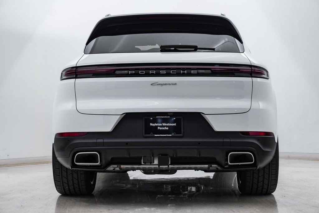 2025 Porsche Cayenne  8