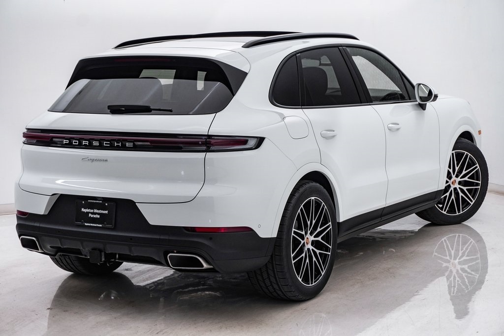 2025 Porsche Cayenne  11