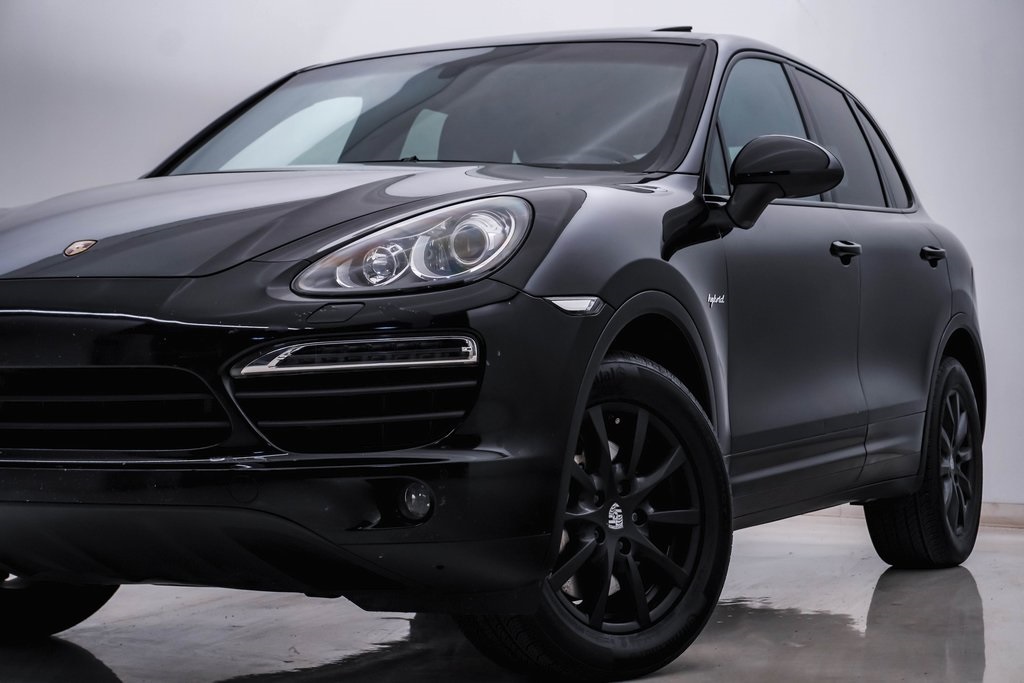 2013 Porsche Cayenne S Hybrid 2