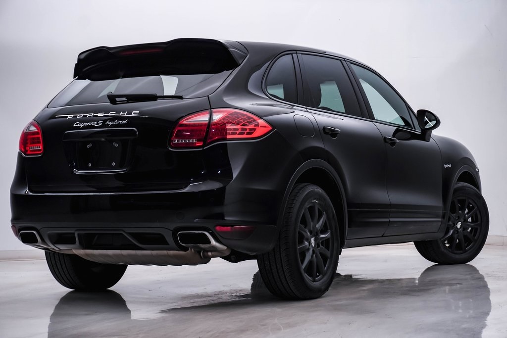 2013 Porsche Cayenne S Hybrid 9