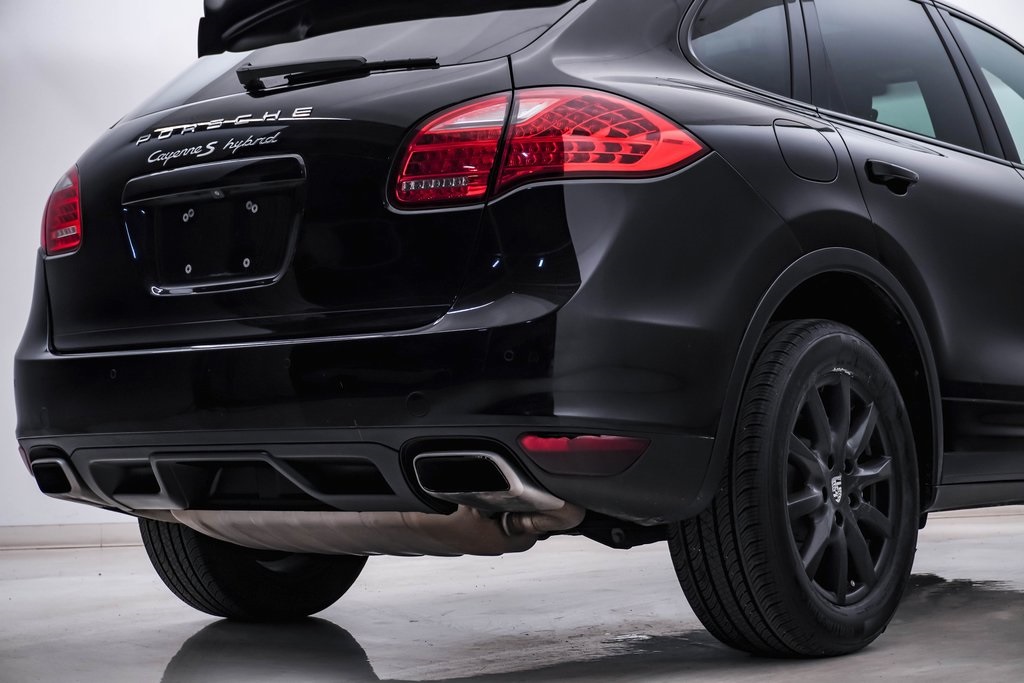 2013 Porsche Cayenne S Hybrid 12