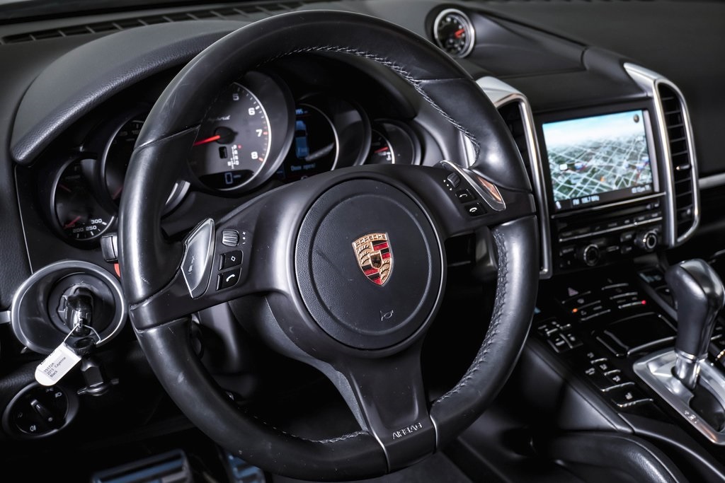 2013 Porsche Cayenne S Hybrid 20