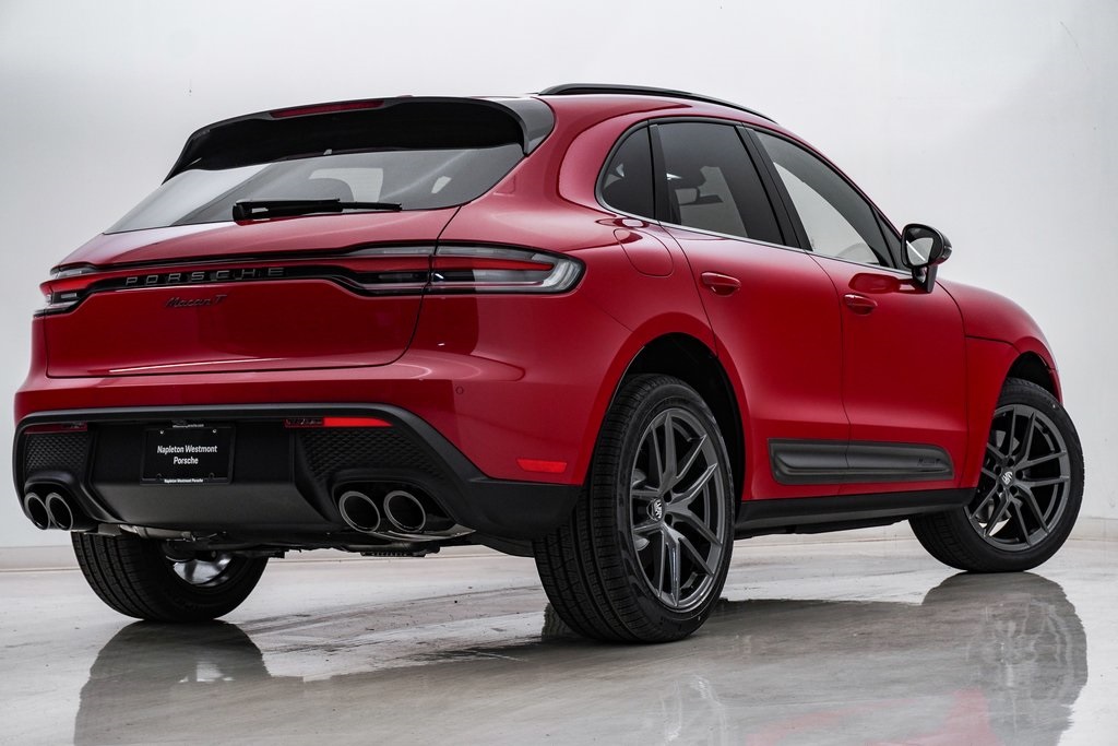 2025 Porsche Macan T 9