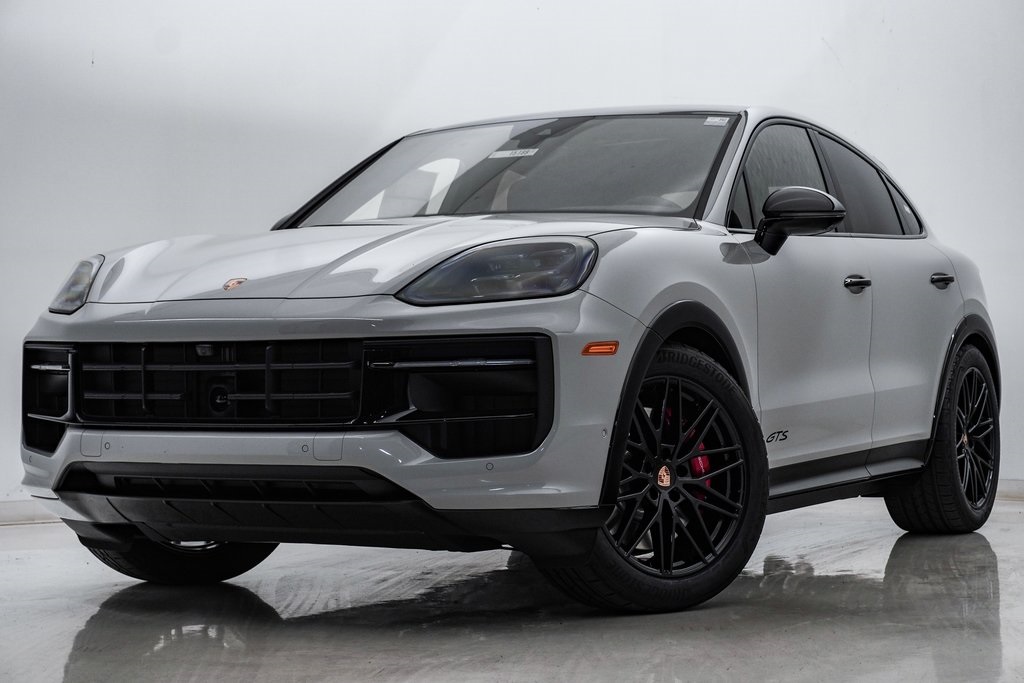 2025 Porsche Cayenne Coupe GTS 1